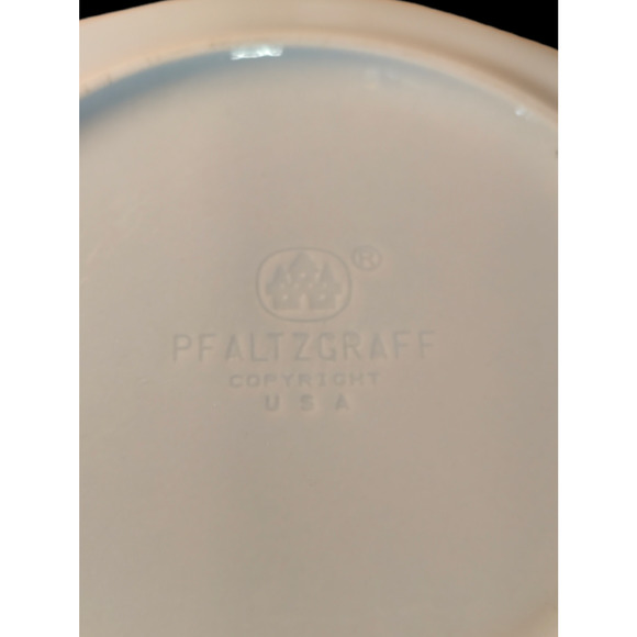 Pfaltzgraft Made in USA Poetry Glossy Gravy Boat with Under Plat - Picture 4 of 5